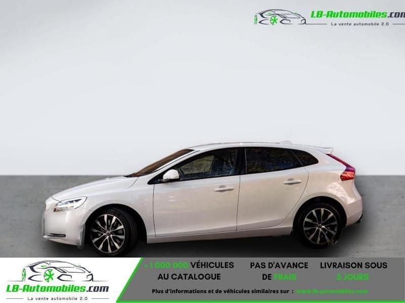 Utilisé 2018 Volvo V40 Linje Svart Break | 20 800 € - Image 1/4