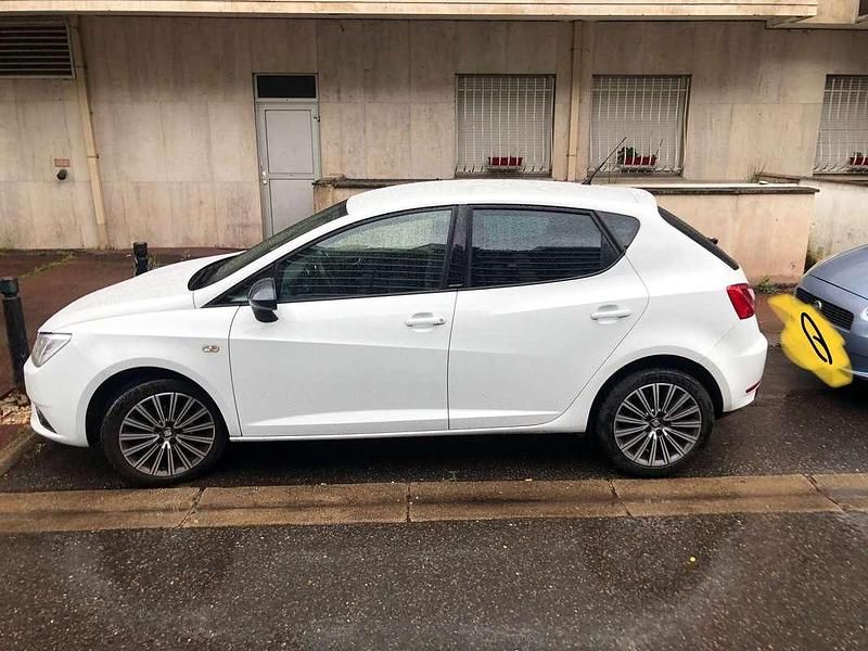 Occasion Seat Ibiza CONNECT 90 ch (66 kW) 2017 Berline