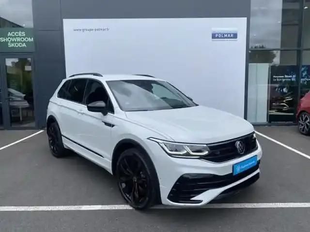 Blanc Utilisé 2022 VW Tiguan R-line SUV | 34 380 € (Prix assez cher) - Image 1/4