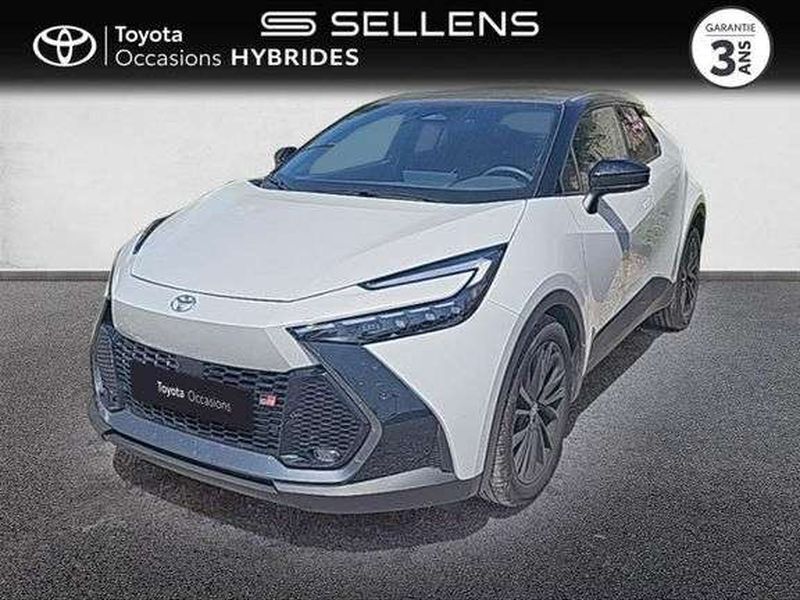 Utilisé 2024 Toyota C-HR Sport SUV | 37 990 € (Prix juste) - Image 1/1
