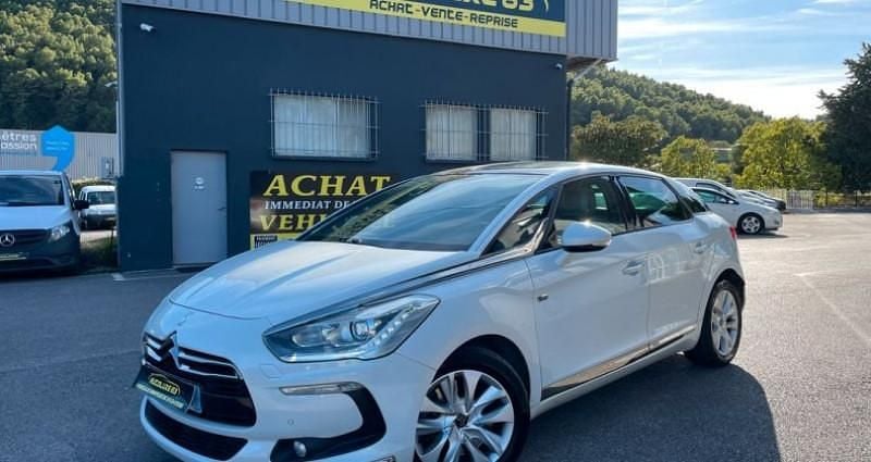 Utilisé 2013 Citroën DS5 Citadine | 9 990 € - Image 1/4