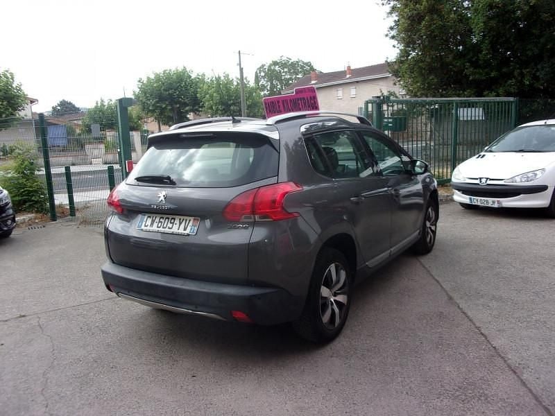 Image 3/4
