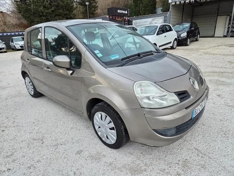 Beige Occasion 2011 Renault Modus Expression Monospace | 5 990 € (Bon prix) - Image 1/4