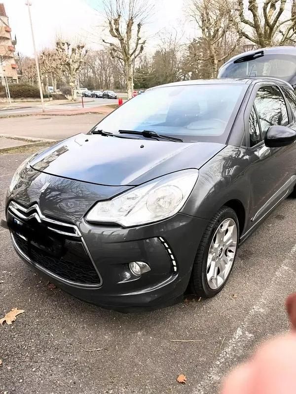Utilisé 2013 Citroën DS3 So Chic Berline | 7 200 € (Prix juste) - Image 1/4