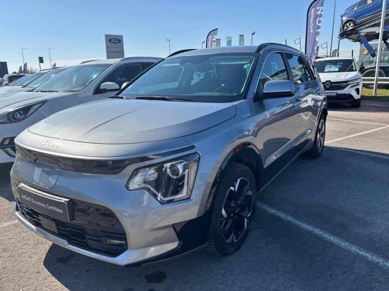 Gris Utilisé 2023 Kia e-Niro 2 SUV | 27 399 € (Prix juste) - Image 1/4