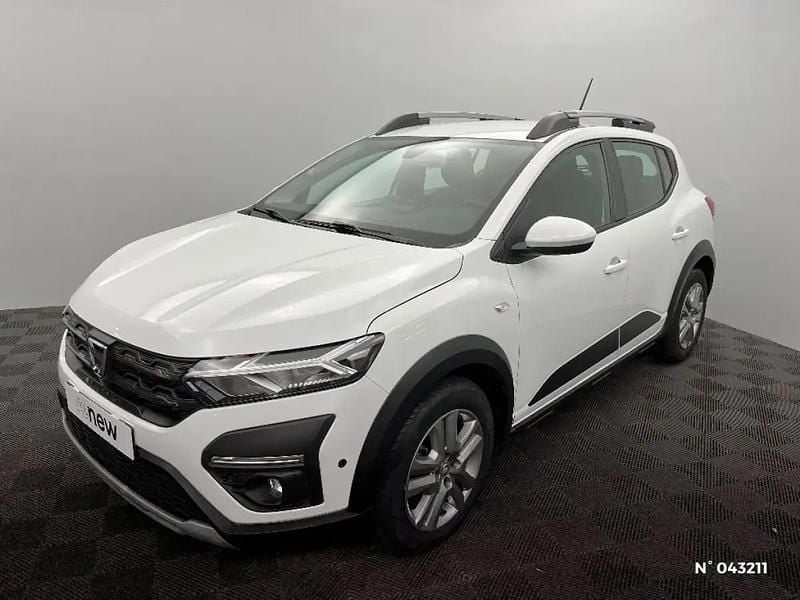 Blanc Utilisé 2022 Dacia Sandero Comfort Citadine | 15 590 € (Prix juste) - Image 1/4