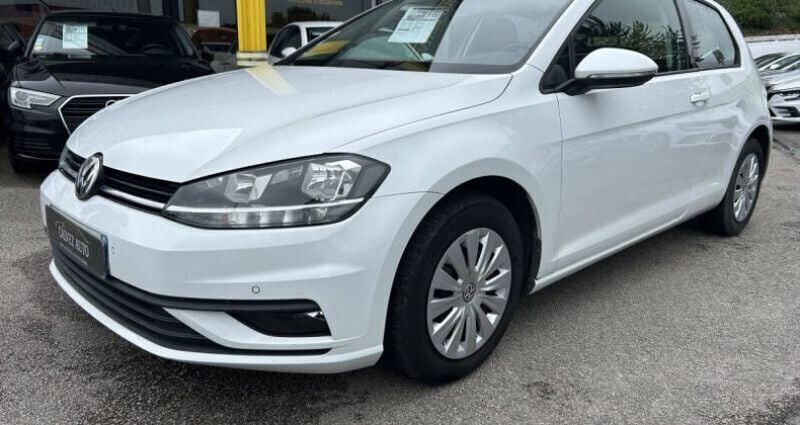 Utilisé 2018 VW Golf VII Trendline Berline | 13 490 € (Bon prix) - Image 1/4