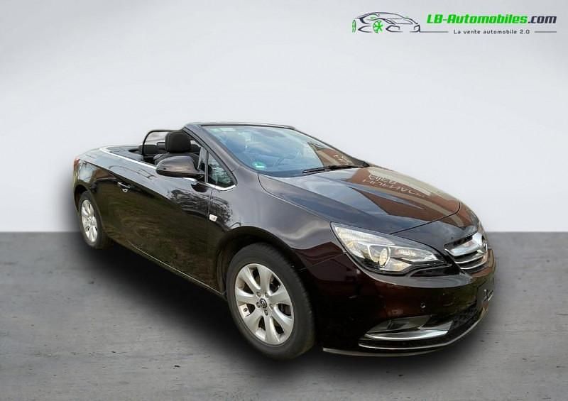 Utilisé 2016 Opel Cascada Cabriolet | 15 500 € (Bon prix) - Image 1/4