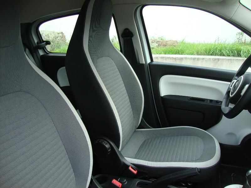 Occasion Renault Twingo Equilibre 60 kW (82 ch) 2022 Blanc Citadine