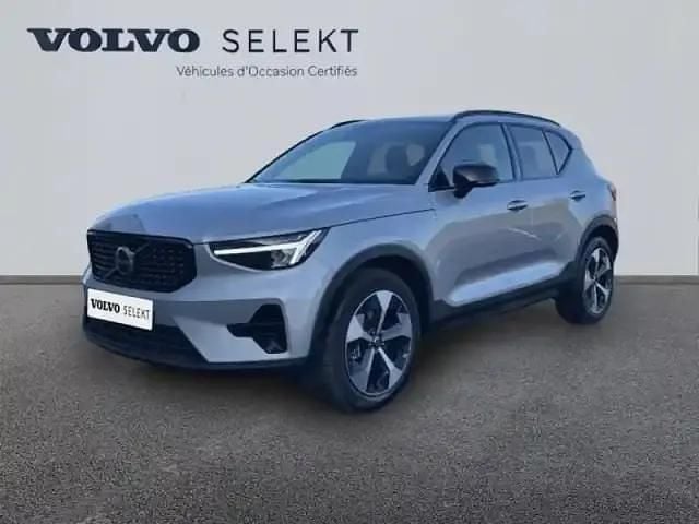 Argent magnétique métallisé Occasion 2025 Volvo XC40 Ultra SUV | 40 990 € - Image 1/4