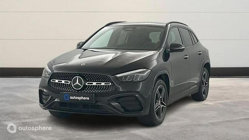 Noir Utilisé 2025 Mercedes GLA250 AMG line SUV | 45 999 € (Prix juste) - Image 1/4