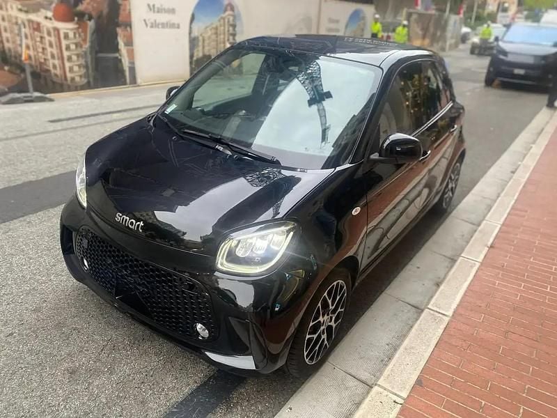 Noir Occasion 2020 Smart ForFour Electric Drive Berline | 12 900 € (Prix juste) - Image 1/4