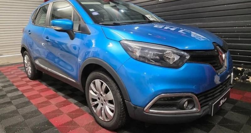 Bleu Occasion 2013 Renault Captur Zen SUV | 7 990 € (Bon prix) - Image 1/4