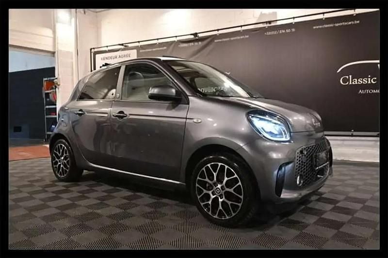 Gris Occasion 2022 Smart ForFour Electric Drive Berline | 10 950 € (Super prix) - Image 1/4