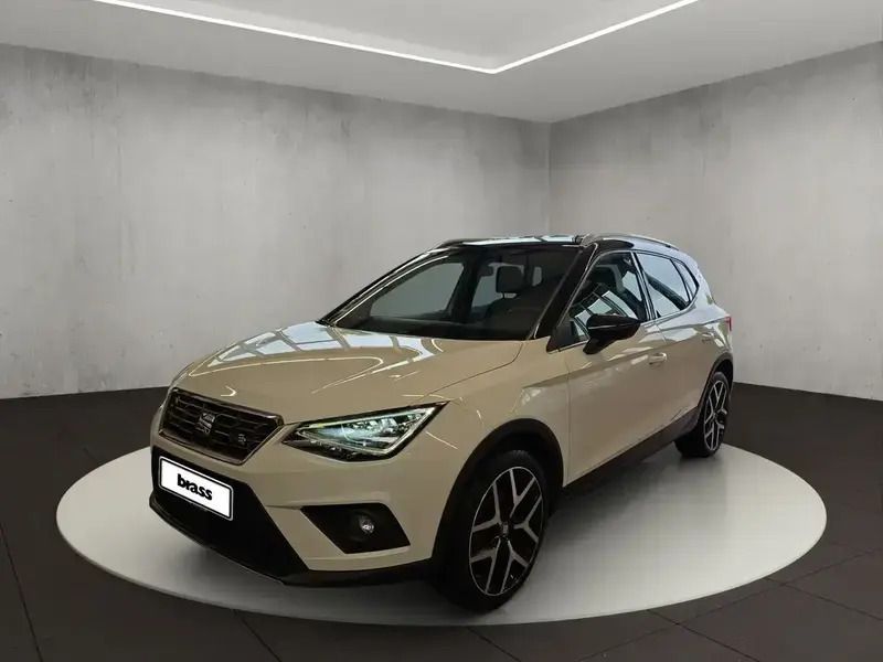 Blanc Utilisé 2021 Seat Arona FR SUV | 17 950 € (Bon prix) - Image 1/4