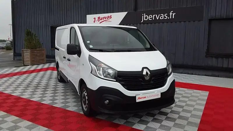 Noir Utilisé 2017 Renault Trafic Van | 17 990 € (Prix cher) - Image 1/4