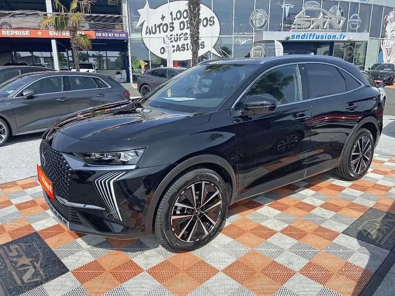 Noir Utilisé 2024 DS Automobiles DS7 Crossback Rivoli SUV | 36 480 € (Prix juste) - Image 1/4
