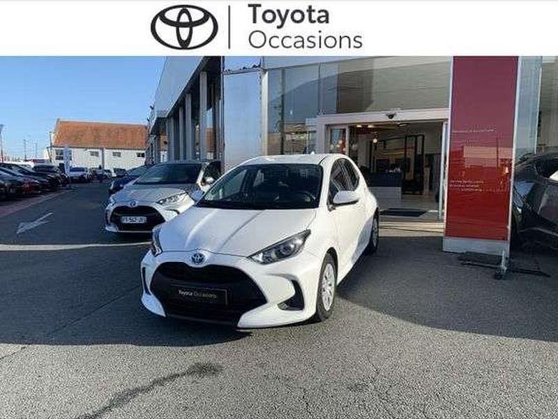 Utilisé 2022 Toyota Yaris Hybrid Berline | 18 480 € (Bon prix) - Image 1/1