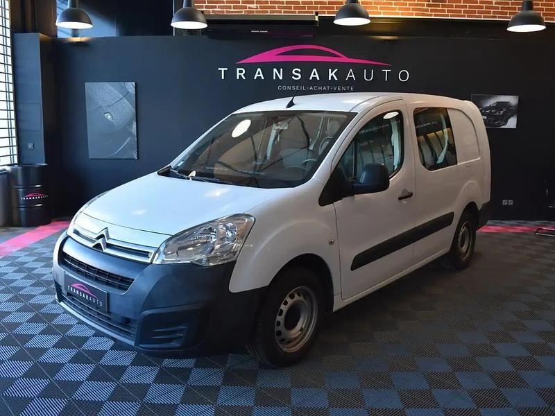 Blanc Utilisé 2017 Citroën Berlingo Comfort Monospace | 15 490 € (Prix juste) - Image 1/4