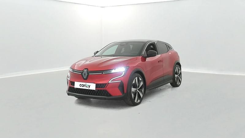 Rouge Occasion 2022 Renault Megane E-Tech Techno Berline | 23 990 € (Prix juste) - Image 1/4