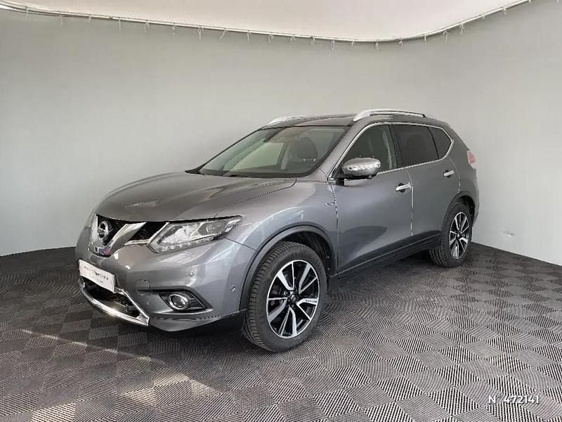 Gris Utilisé 2017 Nissan X-Trail Tekna SUV | 17 990 € (Prix assez cher) - Image 1/4