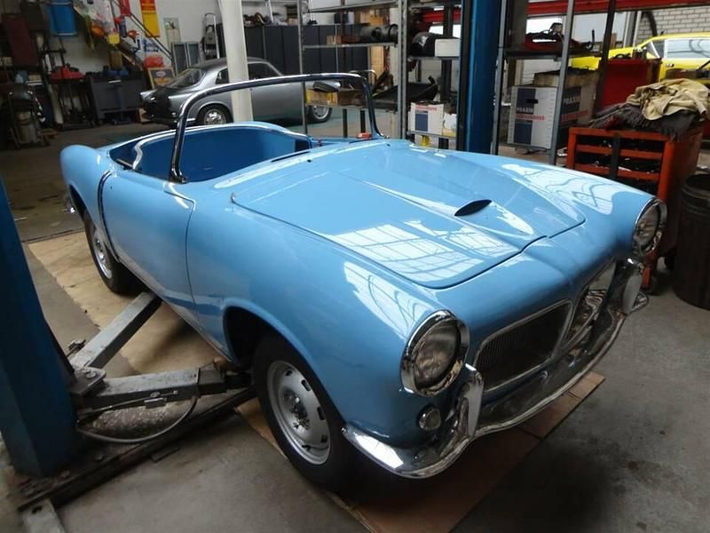 Bleu Utilisé 1956 Fiat 1200 Cabriolet | 42 500 € - Image 1/4