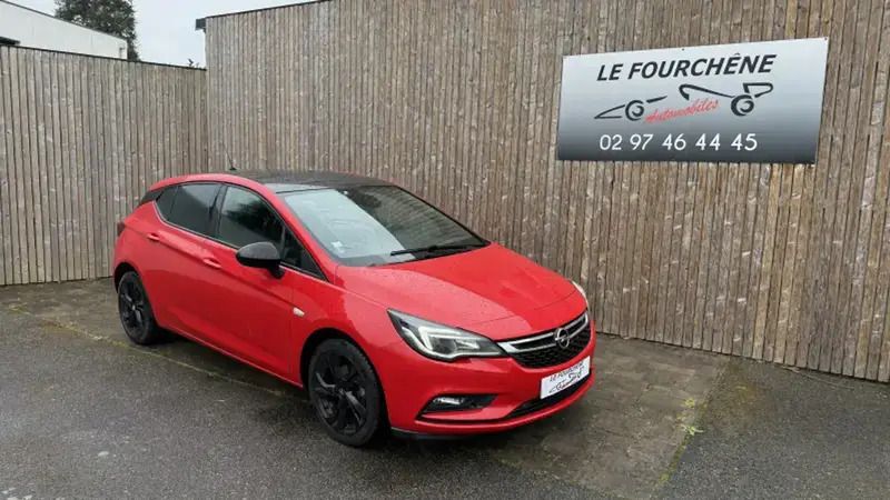 Rouge Utilisé 2019 Opel Astra Edition Berline | 11 490 € (Prix juste) - Image 1/4
