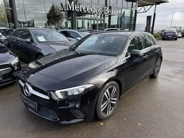 Noir Occasion 2022 Mercedes A180 Berline | 26 988 € (Bon prix) - Image 1/4