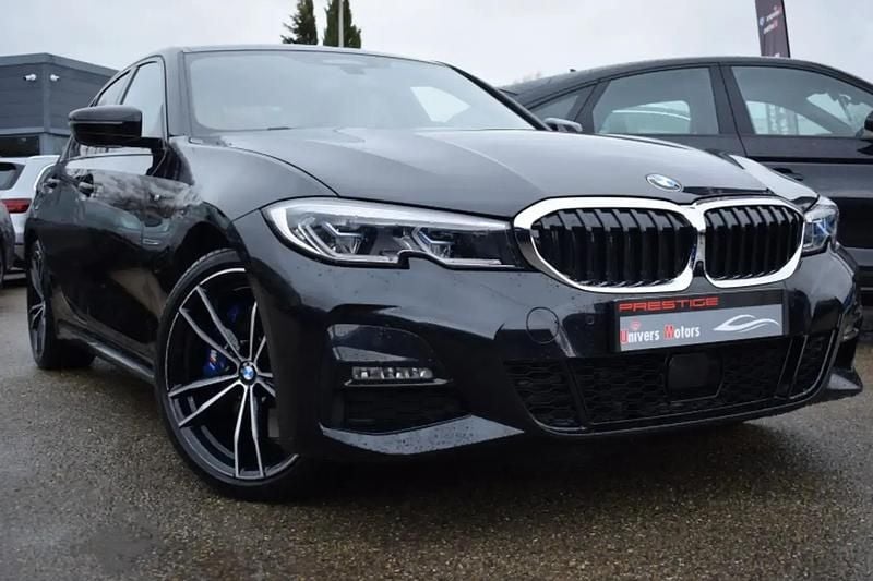 Noir Occasion 2019 BMW 330e M Sport Berline | 31 900 € (Bon prix) - Image 1/4