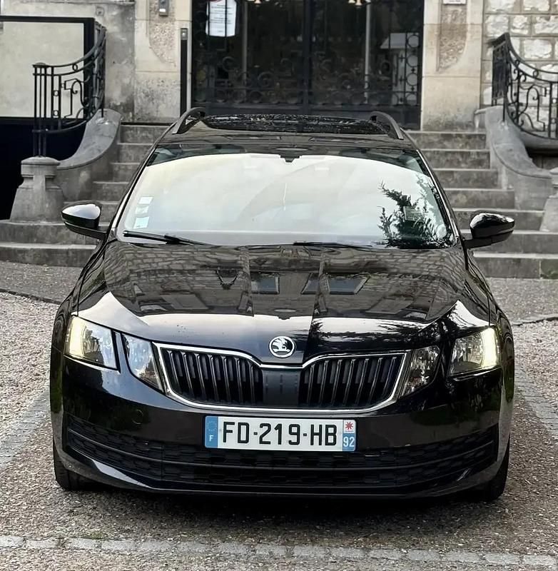 Occasion 2019 Skoda Octavia Business Line Break | 4 800 € - Image 1/4