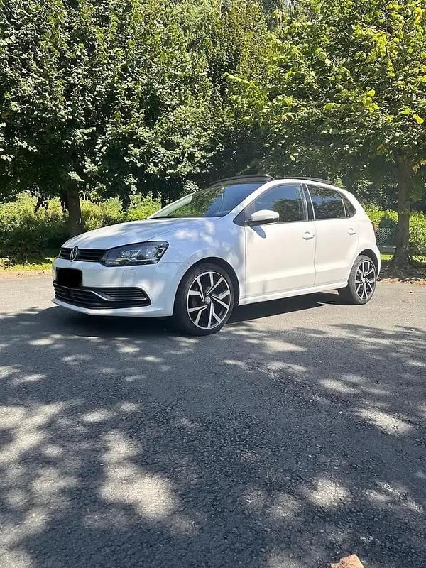 Blanc Occasion 2017 VW Polo Trendline Citadine | 9 150 € (Prix juste) - Image 1/4