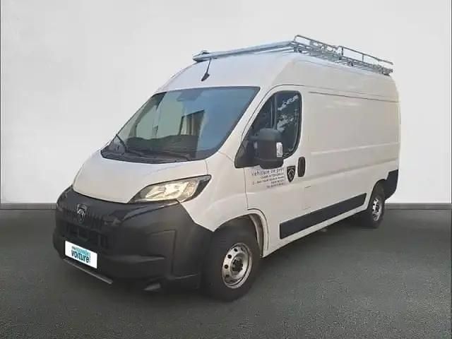 Blanc icy Utilisé 2024 Peugeot Boxer S Van | 32 990 € (Prix cher) - Image 1/4