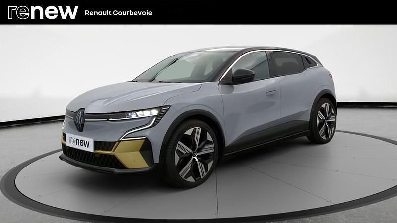 Gris Utilisé 2022 Renault Mégane Iconic Berline | 25 790 € (Prix juste) - Image 1/4