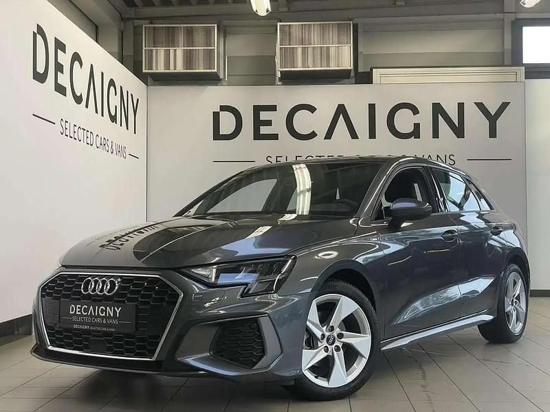 Gris Utilisé 2024 Audi A3 Sportback S-Line Citadine | 27 495 € (Prix juste) - Image 1/4