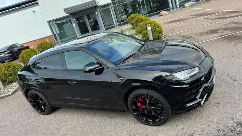 Utilisé 2021 Lamborghini Urus SUV | 224 990 € - Image 1/4