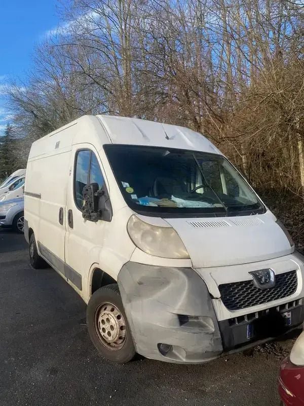 Utilisé 2011 Peugeot Boxer Van | 1 500 € - Image 1/4