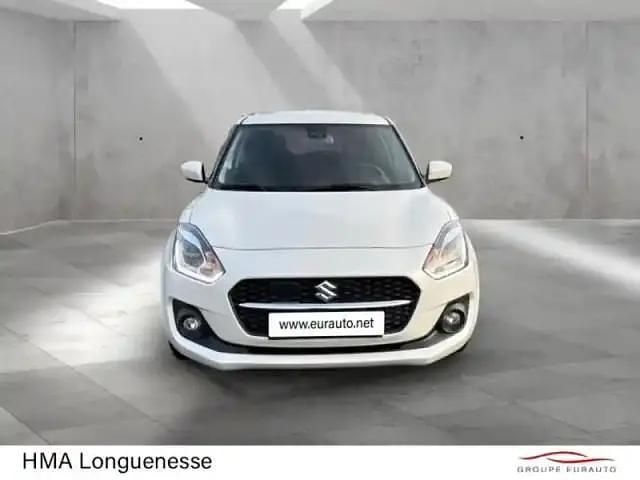 Occasion Suzuki Swift 2022 Pure white pearl métallisé Berline