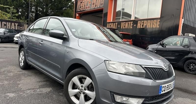 Utilisé 2013 Skoda Rapid Ambition Berline | 4 490 € - Image 1/4