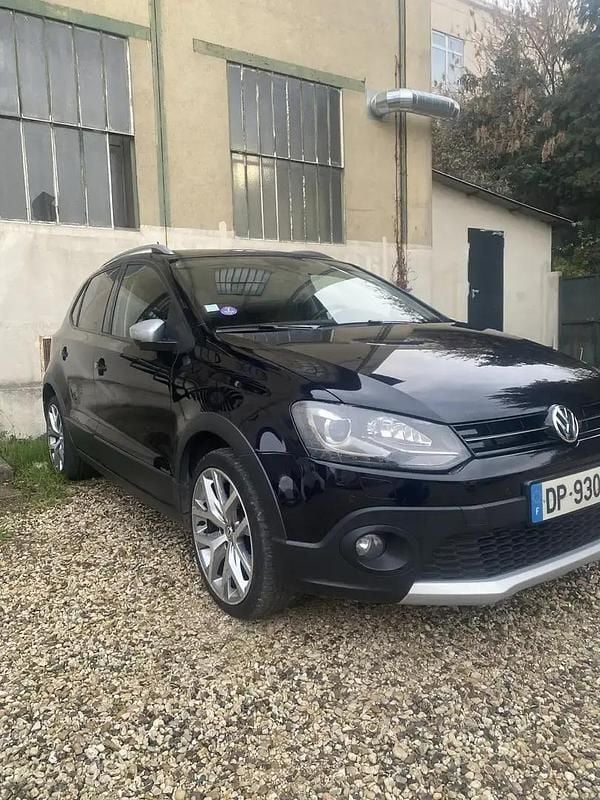 Occasion 2015 VW Polo Berline | 7 400 € (Prix juste) - Image 1/4