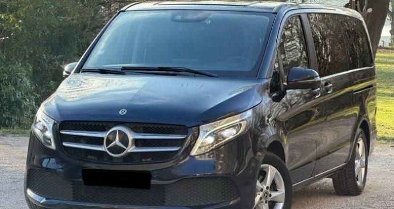Bleu Occasion 2020 Mercedes V220 Monospace | 20 490 € - Image 1/4