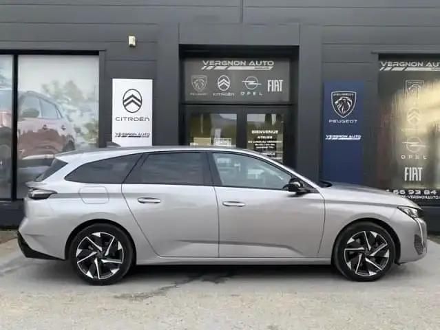 Occasion Peugeot 308 Allure 2022 Gris clair Break