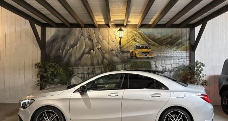 Utilisé 2017 Mercedes CLA220 Berline | 26 950 € - Image 1/4