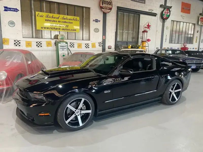Noir Utilisé 2011 Ford Mustang GT Fastback Coupé | 37 900 € - Image 1/4