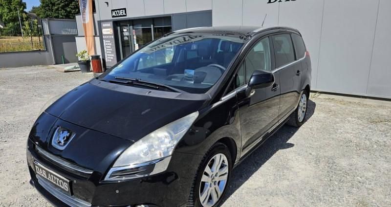 Utilisé 2013 Peugeot 5008 Allure Monospace | 7 490 € (Prix juste) - Image 1/4