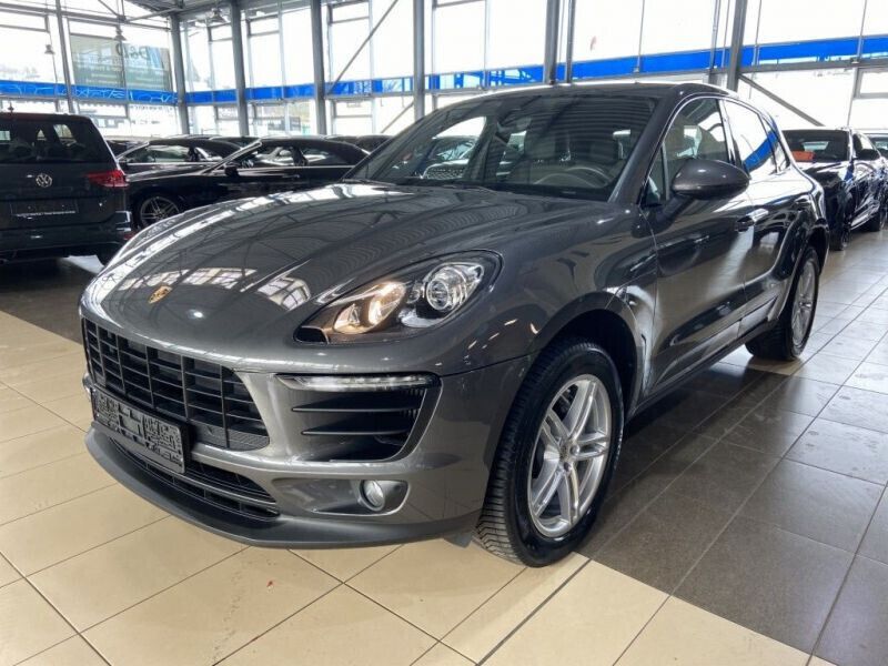 Gris Utilisé 2015 Porsche Macan SUV | 51 990 € (Prix juste) - Image 1/4