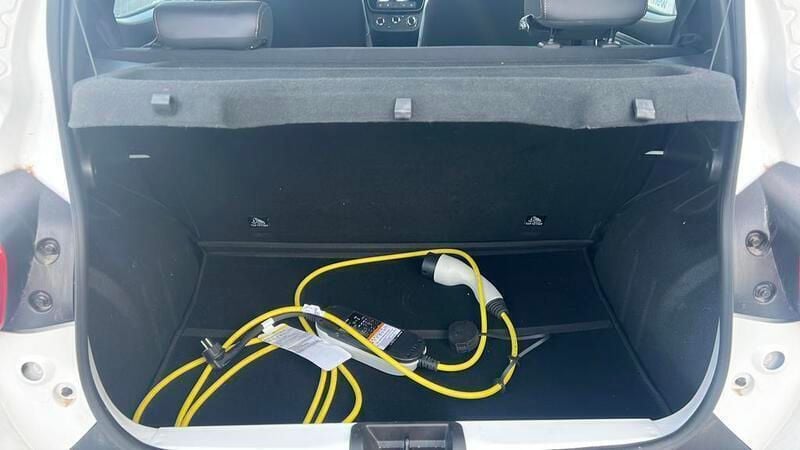 Blanc Utilisé 2023 Dacia Spring Extreme Citadine | 10 690 € (Super prix) - Image 1/4
