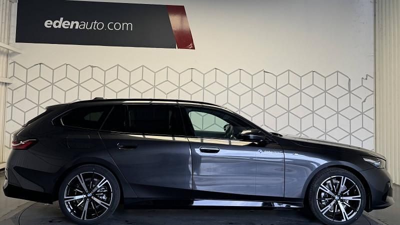 Occasion BMW 520 M Sport 197 ch (144 kW) 2025 Sophistograu brillanteffekt metalli Break
