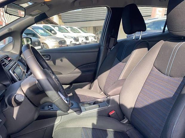 Bleu Utilisé 2022 Nissan Leaf Acenta Citadine | 12 290 € (Bon prix) - Image 1/4