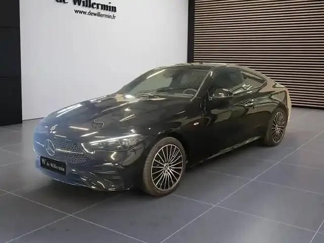 Obsidian black metallic paint Utilisé 2025 Mercedes E300 Coupé | 76 450 € - Image 1/4