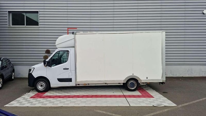 Image 3/4